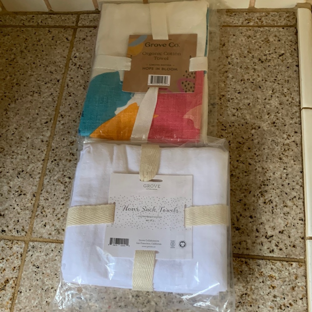 GROVE Set of Three Organic Cotton Kitchen Towels